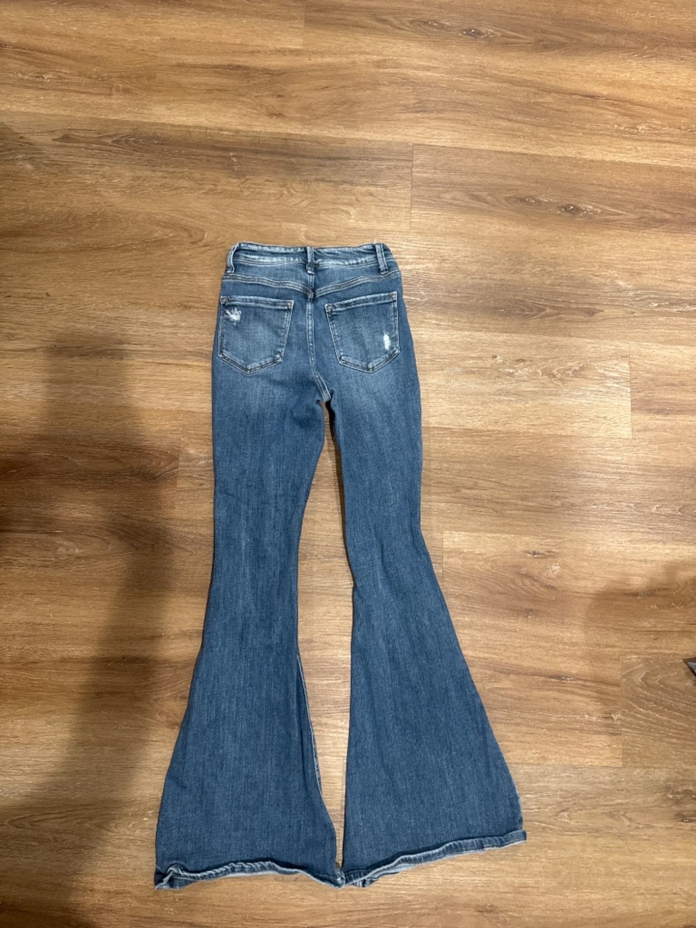 Jeans - Picture 2 of 2